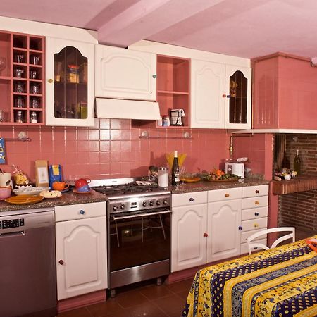 לוקה Liberi Mercanti - Guest House Affittacamere מראה חיצוני תמונה
