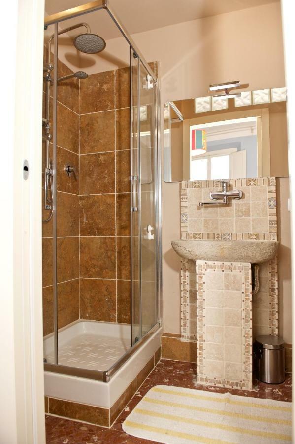 לוקה Liberi Mercanti - Guest House Affittacamere מראה חיצוני תמונה