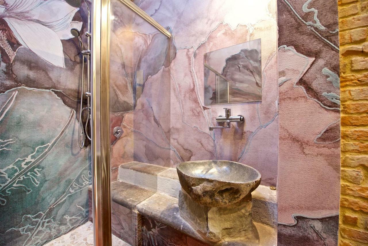 לוקה Liberi Mercanti - Guest House Affittacamere מראה חיצוני תמונה