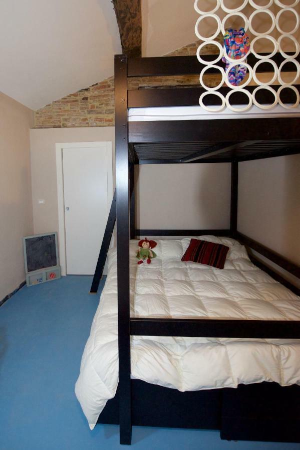 לוקה Liberi Mercanti - Guest House Affittacamere מראה חיצוני תמונה