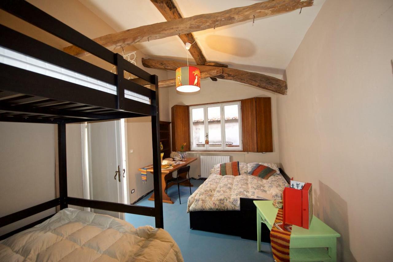 לוקה Liberi Mercanti - Guest House Affittacamere מראה חיצוני תמונה