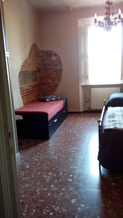 לוקה Liberi Mercanti - Guest House Affittacamere מראה חיצוני תמונה