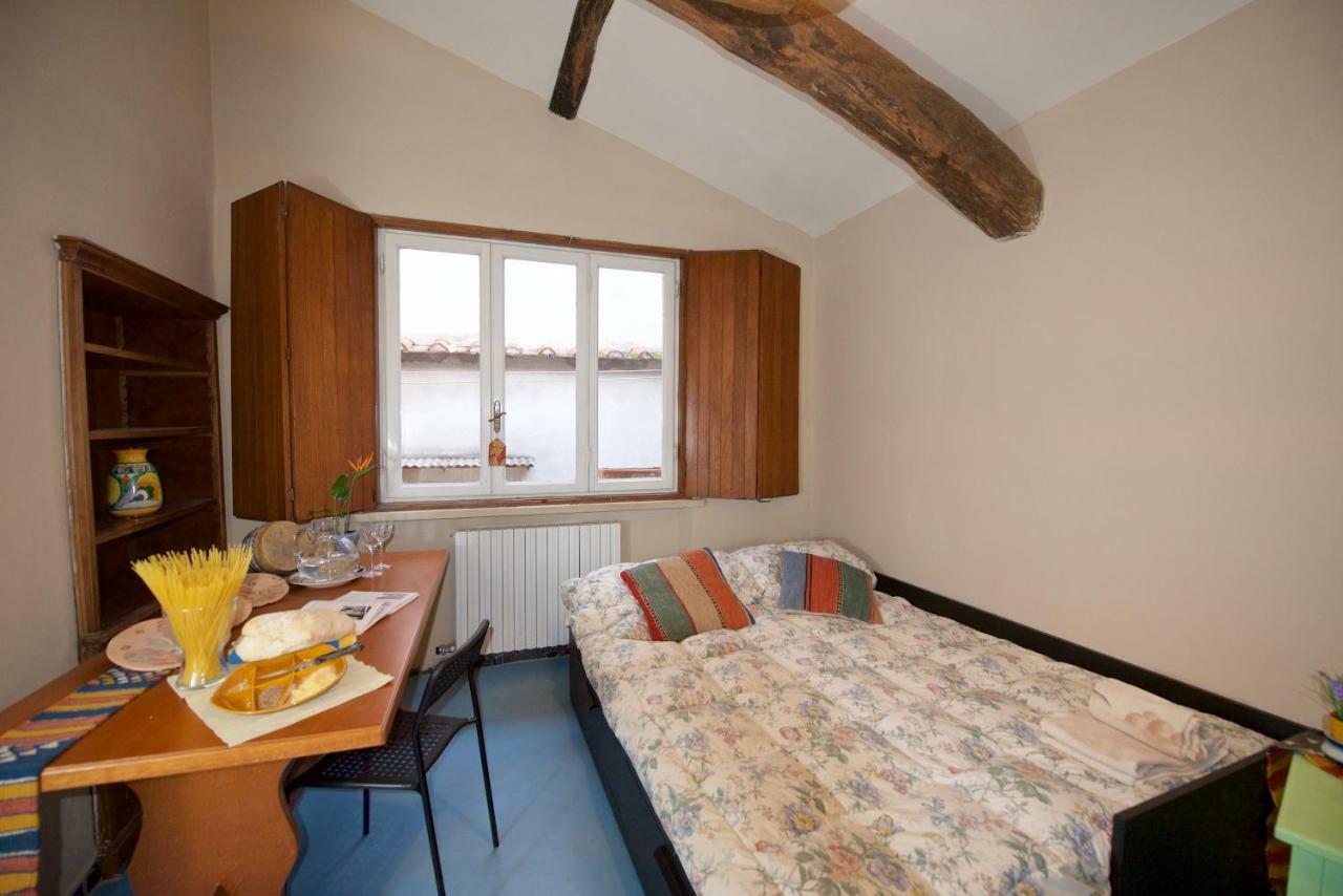 לוקה Liberi Mercanti - Guest House Affittacamere מראה חיצוני תמונה